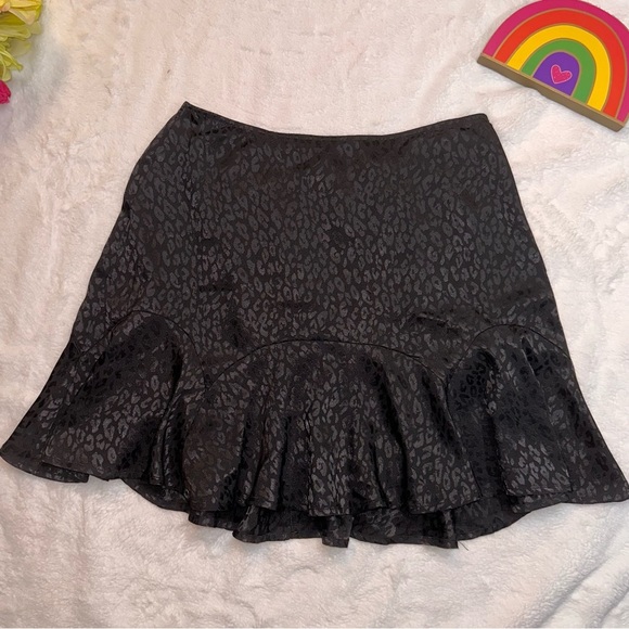 Black cheetah print skater skirt - Picture 5 of 17
